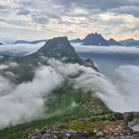 别墅 Senja 4 Summit *